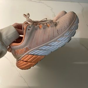 Hoka Gaviota 3 Sneakers